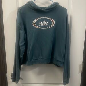 Nike Women Ash Green Floral Print Crop Pullover Hoodie